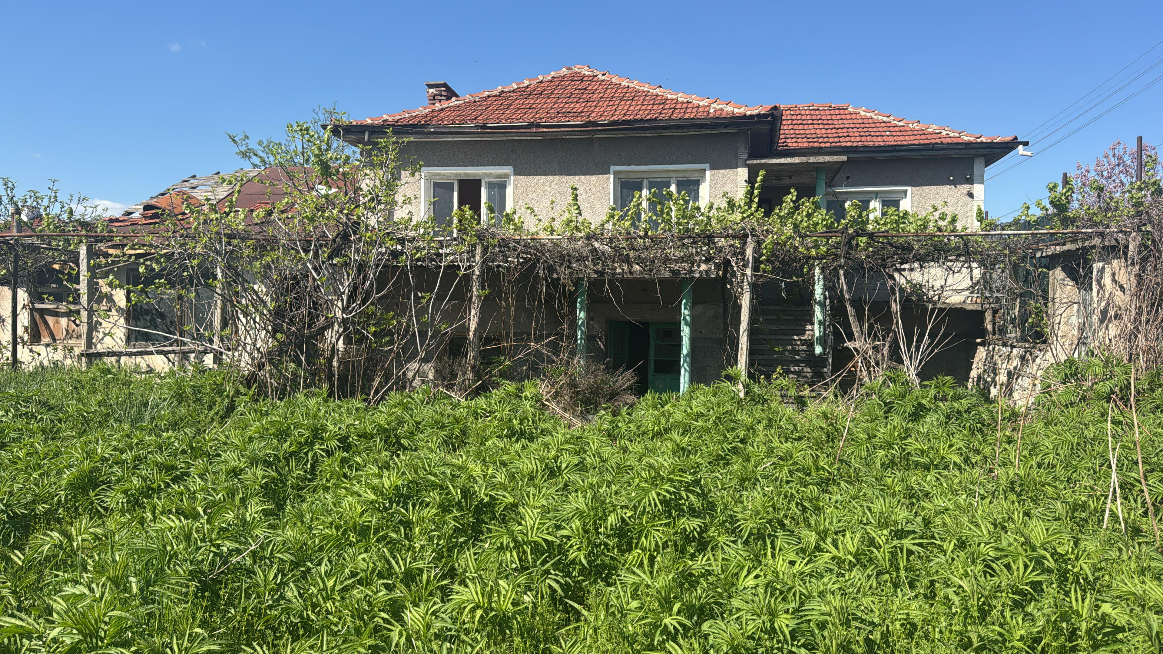 Продава Къща в Главиница, квартал главна улица, област Пазарджик