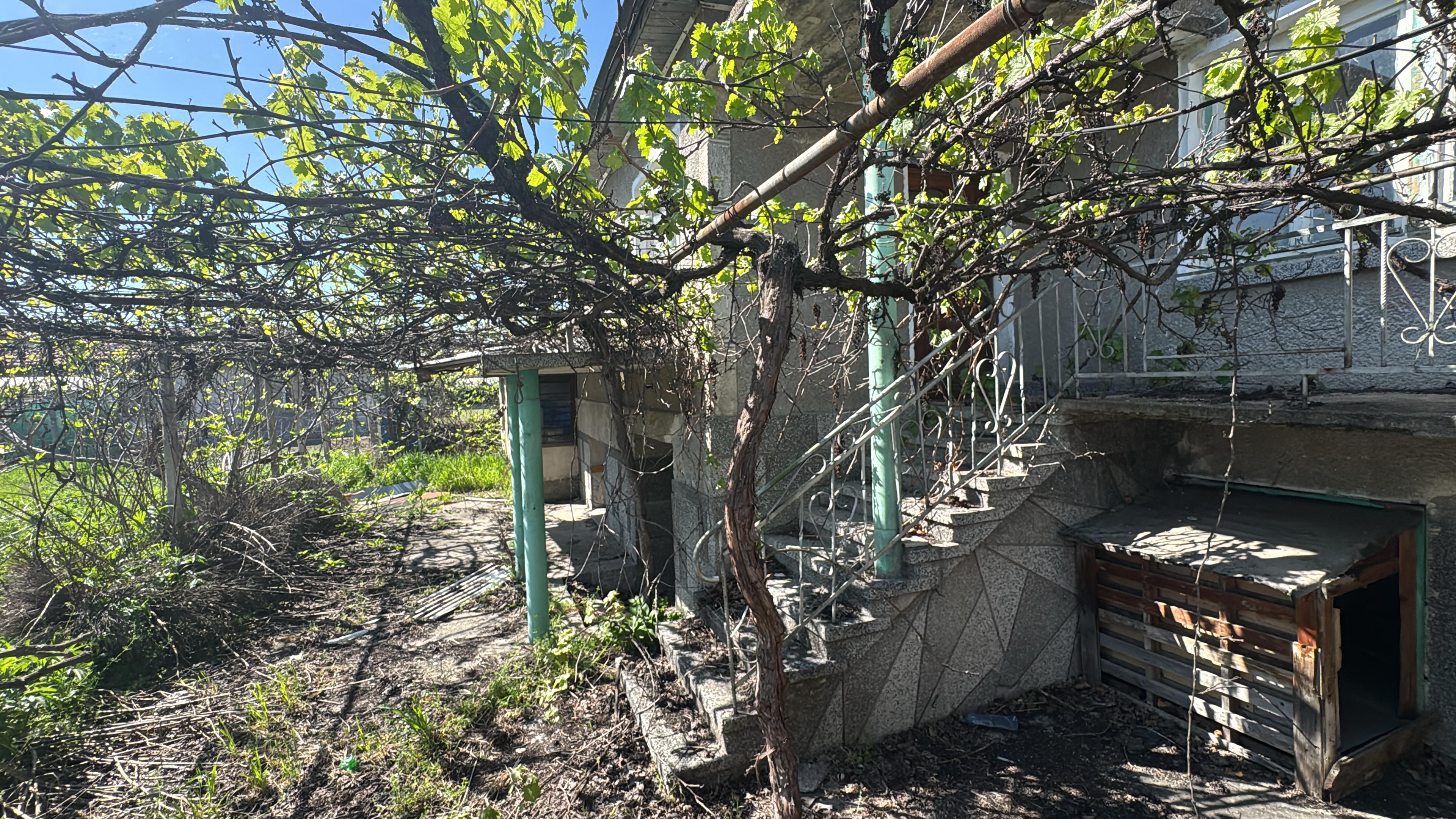 Продава Къща в Главиница, квартал главна улица, област Пазарджик